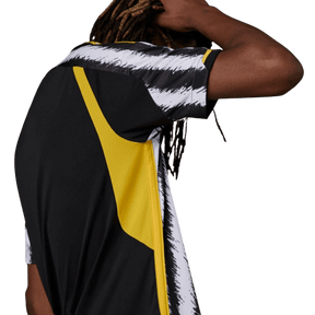 Camisa Juventus Home 23/24 - Branca e Preta